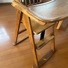 木製おりたたみハイ・ローチェア
子供用木製ハイチェア差し上げます。の画像