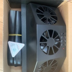 車用排気ファン カーソーラー換気扇 太陽光パネル搭載 の画像