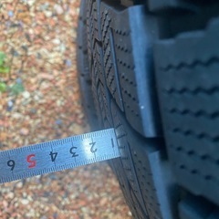 265/65R17スタッドレスタイヤ4本の画像