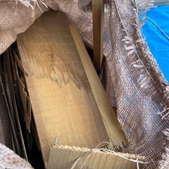 お正月のお餅つき用　蒸し器用の薪マキ。薪ストーブ。カット済み5〜8kgずつ束ねてあります　キャンプ用焚き火、サウナ。おくどさん（竈門）木）。在庫たくさんあります。薪の材料（長い材木）もあります。早い者勝ち。割引あります。の画像