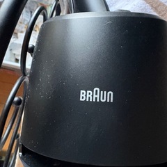 ブラウン髭剃洗浄器具の画像