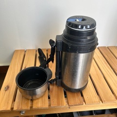 水筒の画像
