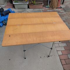 キャンピングチェア6脚・テーブルまとめての画像