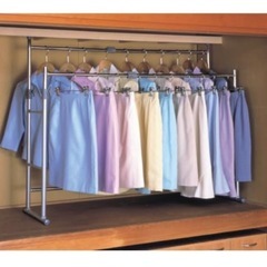 押入れ　ハンガーラック　収納の画像