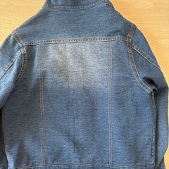 デニムジャケットの画像