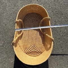 ベビーベッド（木製）の画像