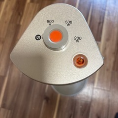 2022年コイズミ遠赤電気ストーブの画像