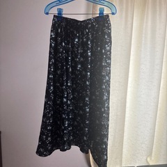 earth music&ecology フラワーフレアスカート サイズFの画像