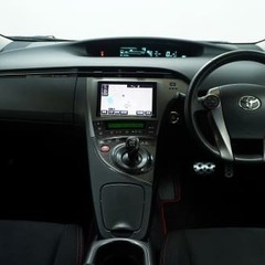 【自社ローン専門店　オトロン】金利0％！下取り保証有！オイル交換6回無料！　トヨタ プリウス 　Ｓ　ツーリングセレクション　Ｇ’Ｓの画像