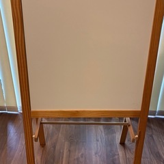 IKEA MALA イーゼルの画像