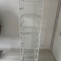 収納ラックの画像