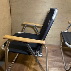 イス　2つ　　DCMの画像