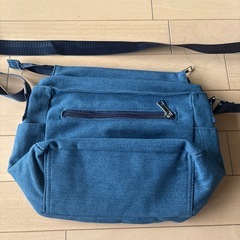 ショルダーバッグの画像