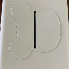 額とティシュケースの画像