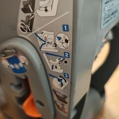 【無料】チャイルドシートとプールの画像