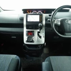 【自社ローン対象】トヨタ ヴォクシー 　ＺＳ□ミニバン/102000kmの画像