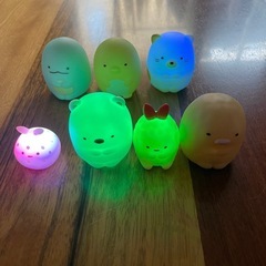 すみっコぐらし　ガチャガチャの画像