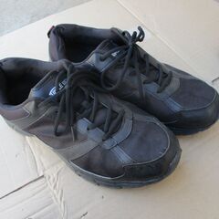 3足で800円、新古品、お買い得の画像