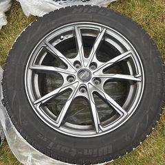 225/55R17スタッドレスタイヤホイールセット の画像