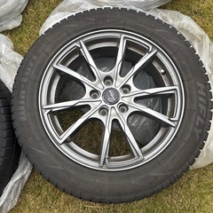 225/55R17スタッドレスタイヤホイールセット の画像
