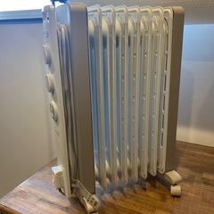 デロンギ オイルヒーター RHJ21F0812-WHの画像