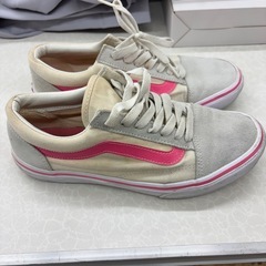 Vans UltraCush ホワイト/ピンク スニーカーの画像