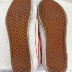 Vans UltraCush ホワイト/ピンク スニーカーの画像