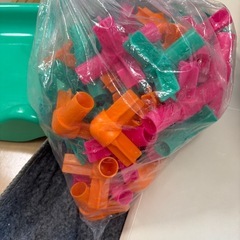 白いわんぱくジムの画像