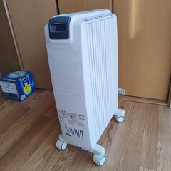 オイルヒーター　DeLonghi デロンギ TDDS0712BLの画像