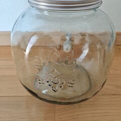 ドリンクサーバー　ガラス製　瓶　結婚式　イベントの画像