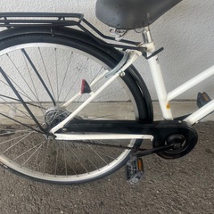 11J17  シティサイクル２７　オートライト付き　★自転車専門店の中古車です★　【消費税込み・防犯登録６００円込みの画像