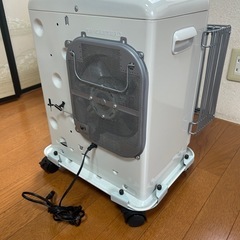 石油ファンヒーターの画像