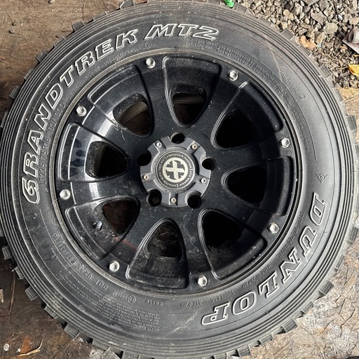 タイヤ　ホイール