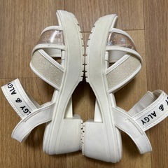 ALGY サンダル　22cmの画像