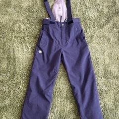 スキーウェア　デサント　140 クリーニング済みの画像