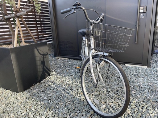★綺麗です★自転車24型シルバーLEDライト付き