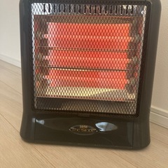 電気ストーブ・サンヨーの画像