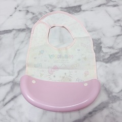 🌸キティー🌸お食事エプロン🌸ベビー🌸の画像