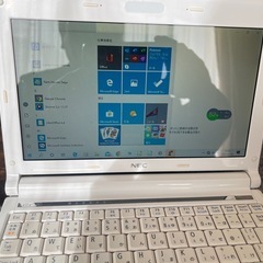 NEC ミニノートパソコン‼️LaVie‼️Windows10 ‼️キレイ の画像