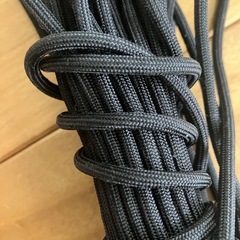 【12/14まで】TOUGH-GRID 750ポンド（耐荷重340kg）タープ、キャンプロープの画像