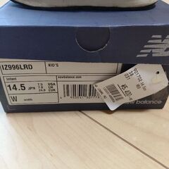 ［14.5cm］new balance 赤スニーカーの画像