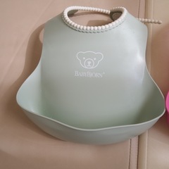 ベビービョルン　食事スタイ　食事エプロンの画像