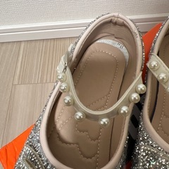 シルバー グリッター バレエシューズ　フォーマルシューズこども18.5-19cmの画像