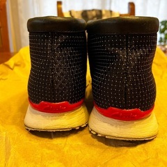 クラークス Tawyer MIDワラビー レザー メッシュ スニーカー25cmの画像