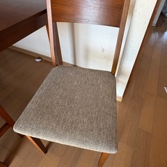 食卓テーブル&イスの画像