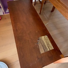 食卓テーブル&イスの画像