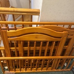 ベビーベッドの画像