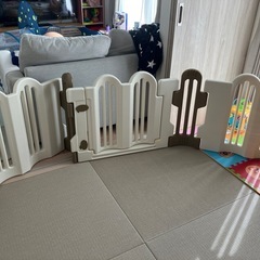 ベビーサークルの画像