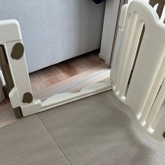 ベビーサークルの画像