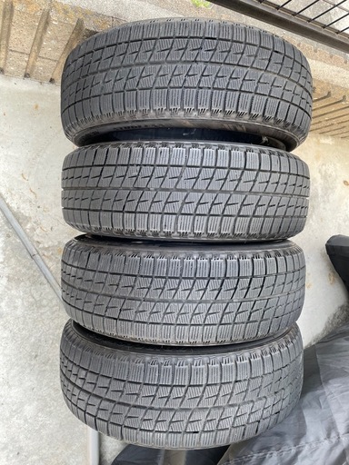 A?スタッドレスタイヤ?バリ山?4本の価格?185/60R15?ブリヂストン?BRIDGESTONE ICE PARTNER?屋根付き